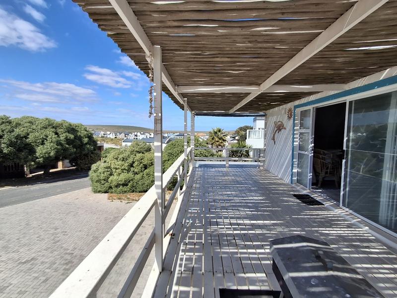 3 Bedroom Property for Sale in Britannia Bay Western Cape
